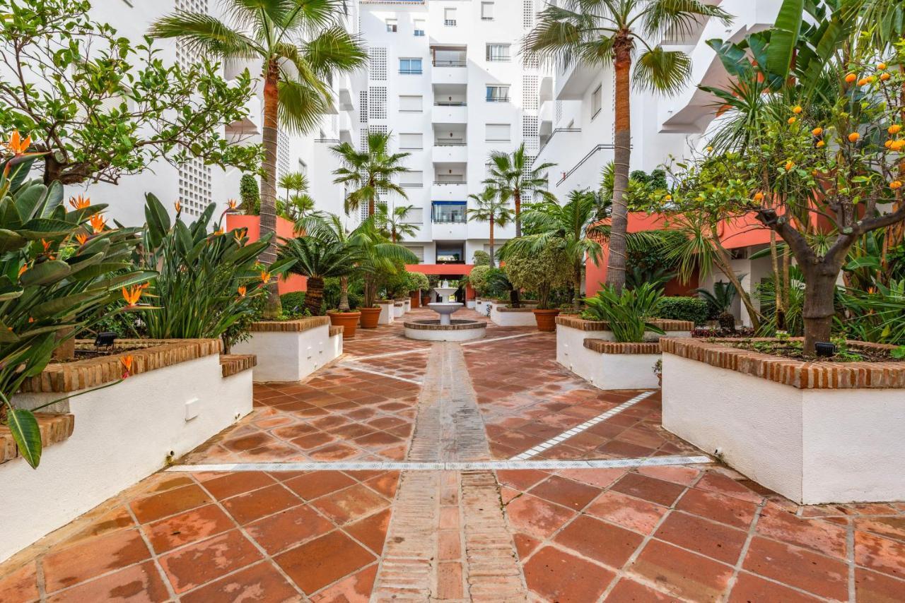 Appartement Studio, With Sea View, In Medina Garden - Puerto Banus à Marbellac Extérieur photo